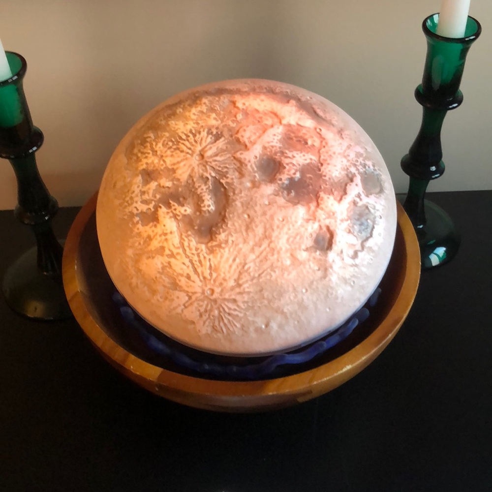 LED Moon - Picture 3 of 4